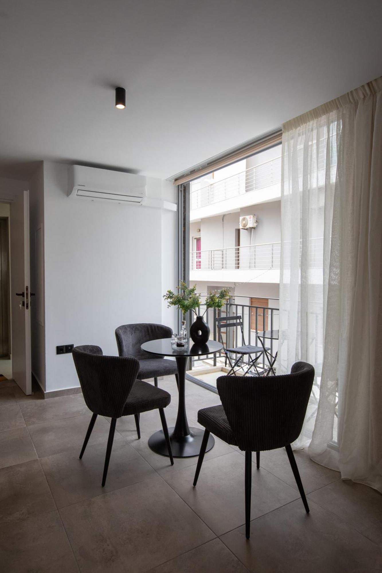 Griffin Suites Heraklion  Ngoại thất bức ảnh
