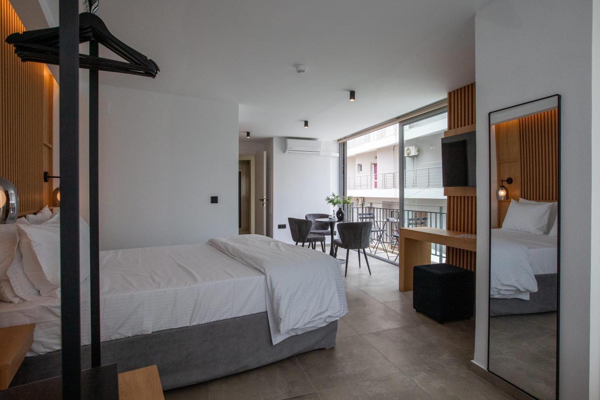 Griffin Suites Heraklion  Ngoại thất bức ảnh