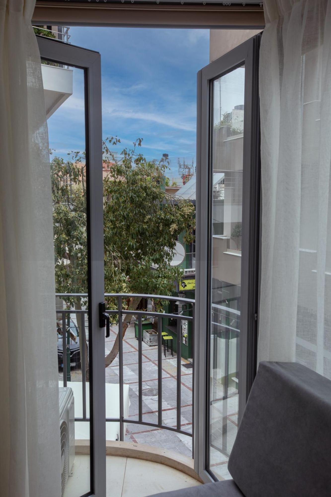Griffin Suites Heraklion  Ngoại thất bức ảnh
