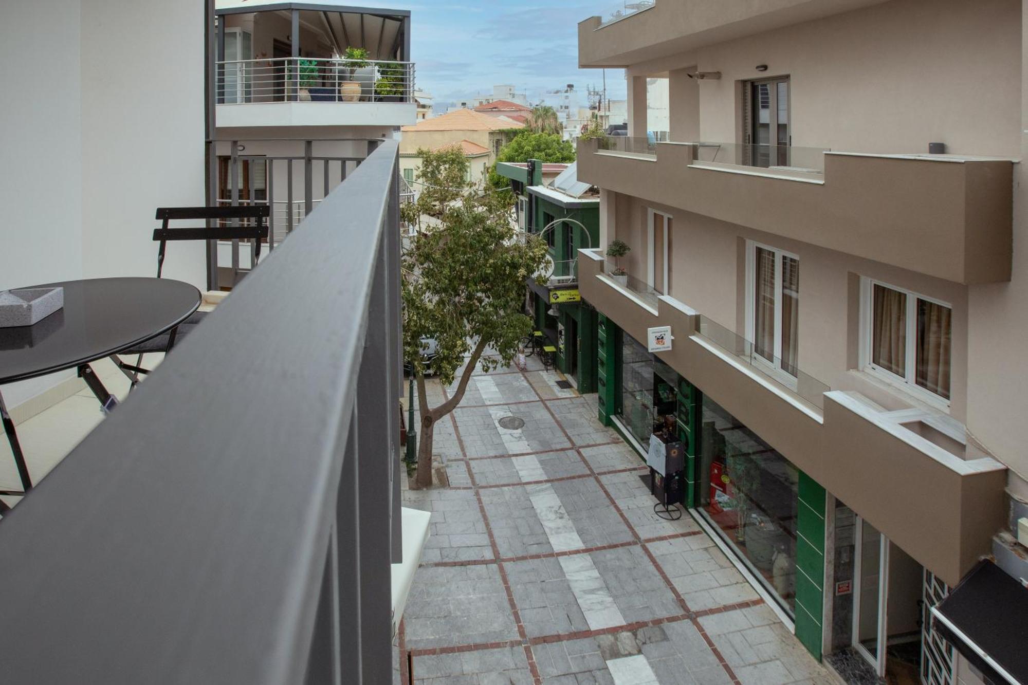 Griffin Suites Heraklion  Ngoại thất bức ảnh